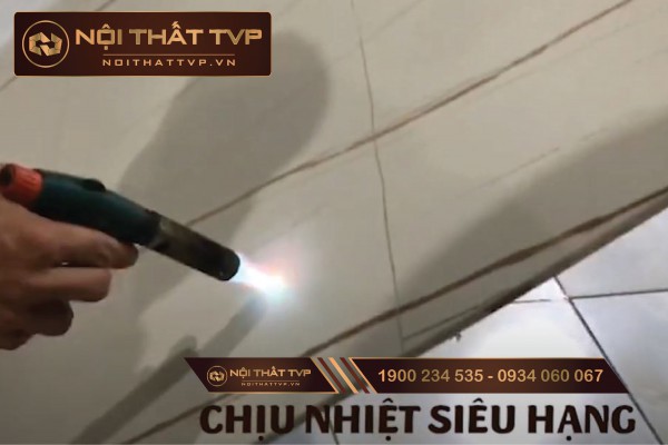 Thách thức độ bền bỉ của bàn ăn mặt gốm Ceramic TVP